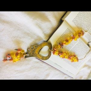 Women beautiful necklace!